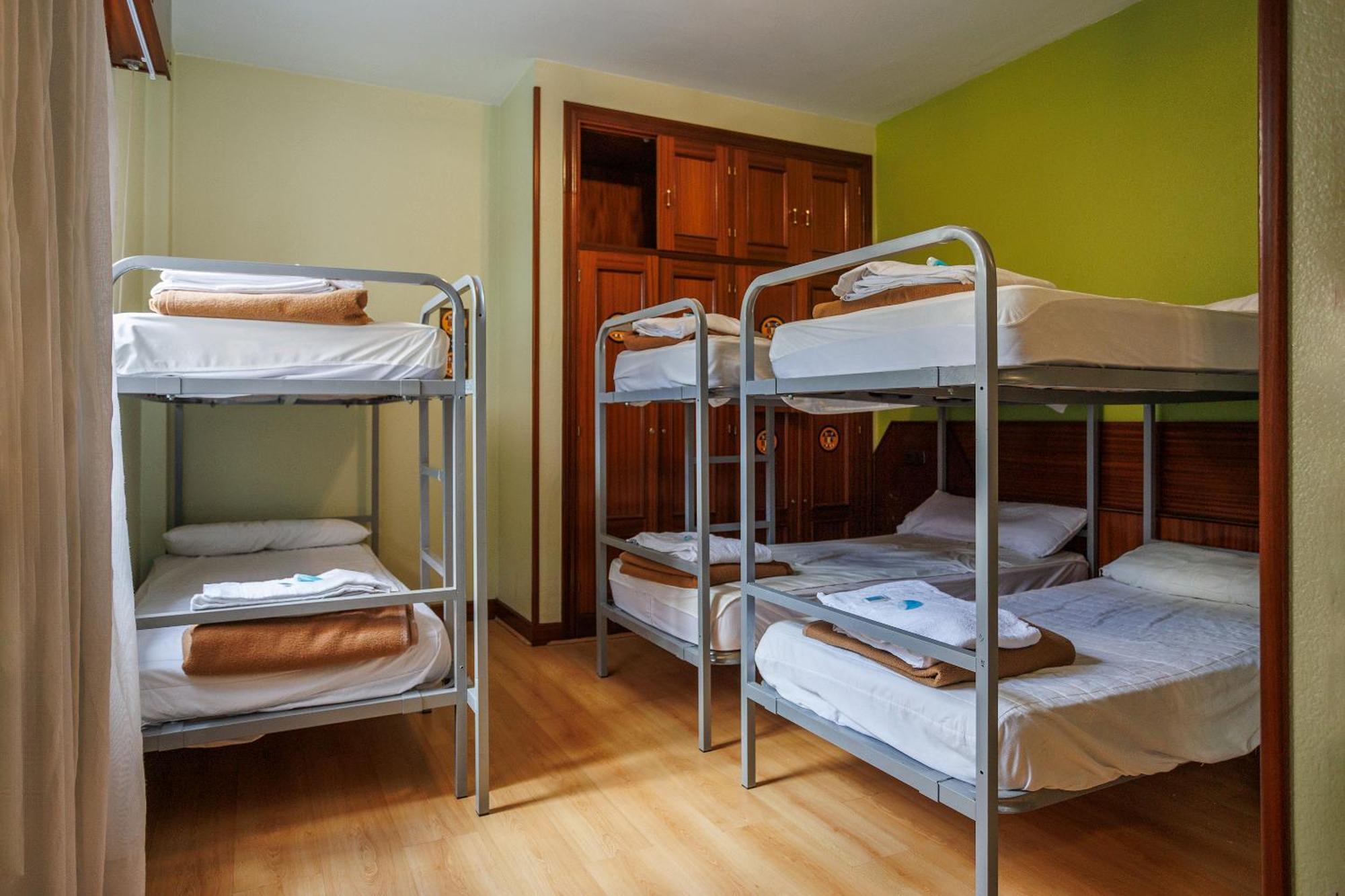 בילבאו Moon Hostel Bio מראה חיצוני תמונה