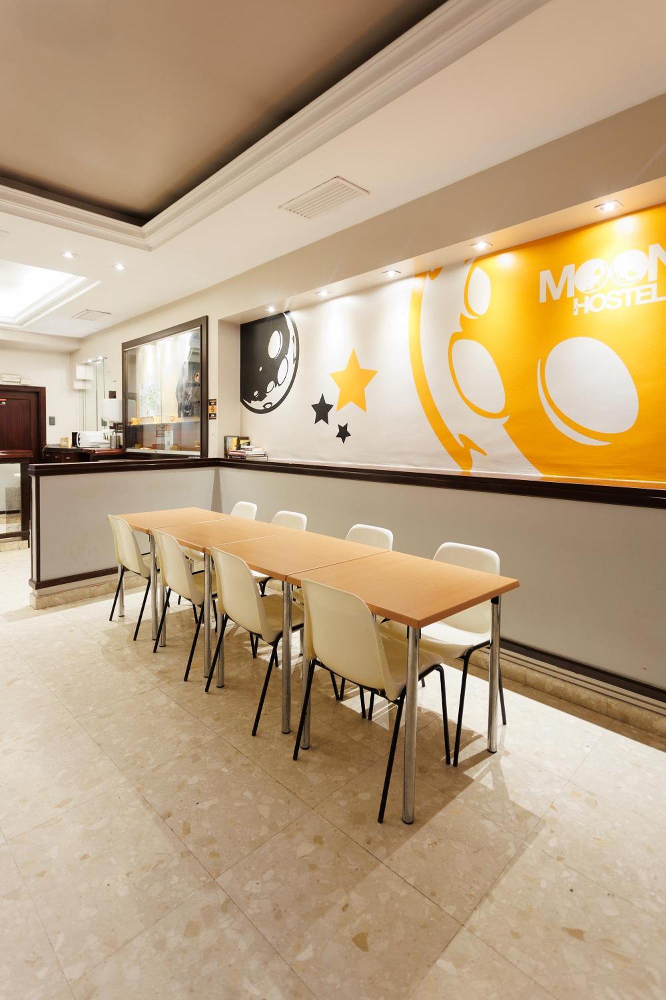 בילבאו Moon Hostel Bio מראה חיצוני תמונה
